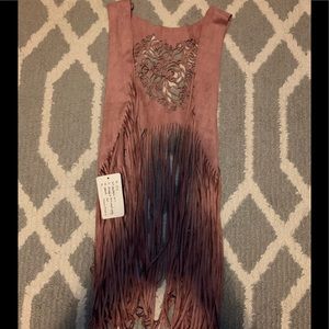 NWT: PEACHY FRINGE VEST